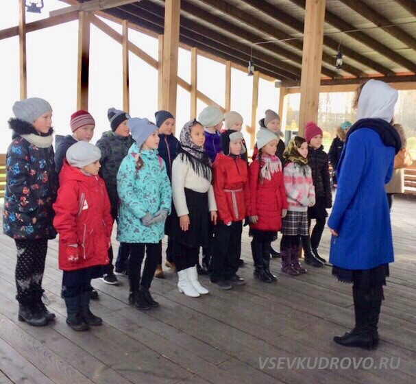 Юные хористы из храма Кудрово дебютировали на спортивном празднике. Юные хористы из храма Кудрово дебютировали на спортивном празднике.