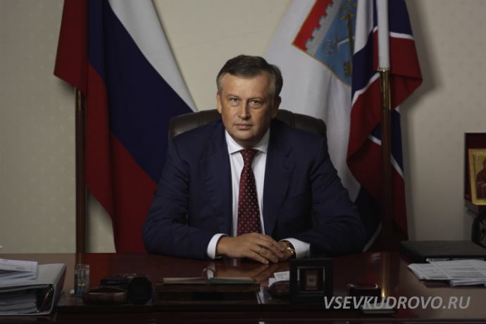 Александр Дрозденко поздравил областных педагогов с профессиональным праздником Александр Дрозденко поздравил областных педагогов с профессиональным праздником