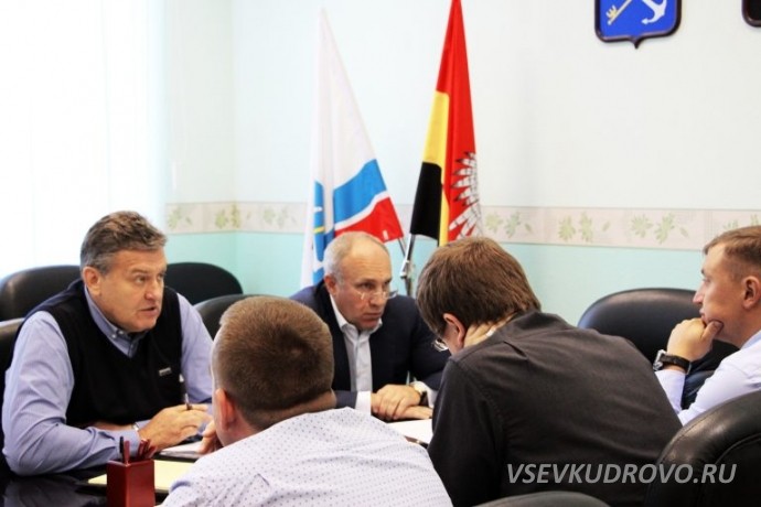Парк Оккервиль и его новый облик обсудили в Заневке. Парк Оккервиль и его новый облик обсудили в Заневке.
