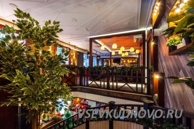 В новый ресторан в Кудрово на Европейском пр. требуются сотрудники.