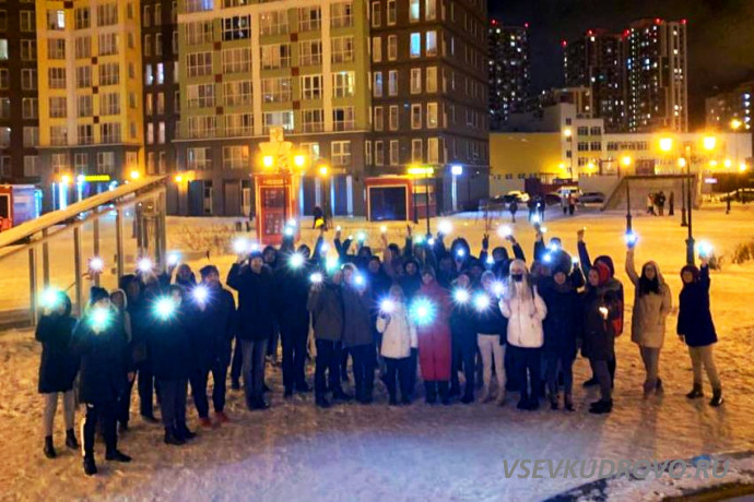 В Кудрово прошла акция в поддержку оппозиционера Алексея Навального. В Кудрово прошла акция в поддержку оппозиционера Алексея Навального.