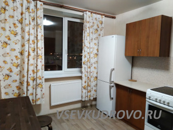 Сдам от собственника 2к квартиру в КУДРОВО на длительный срок