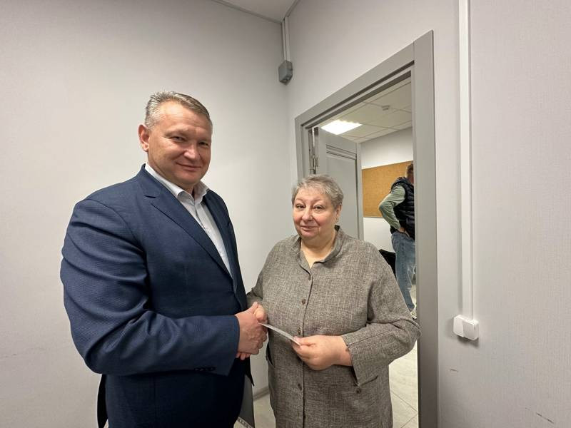 Вячеслав Кондратьев получил удостоверение депутата Законодательного собрания Ленобласти (2026)