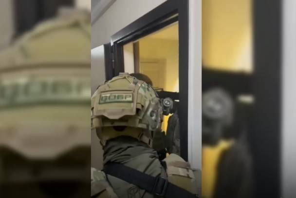 В Кудрово четверо налётчиков ограбили мужчину на 70 тысяч рублей: все задержаны (2026)