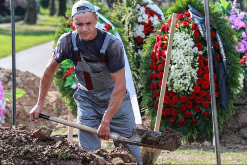 Владелец похоронной компании из Ломоносовского района заочно арестован: что известно о деле (2026)